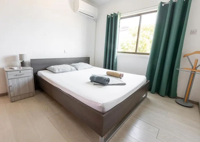 Special Offer -70 Percent Off - 2 Bedroom - Sleep 7 - Location At Center Appartamento Ayia Napa